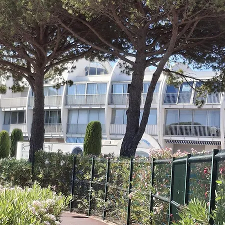 Le Grand Large N315 St4 شقة *